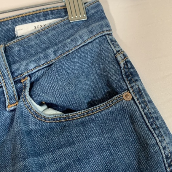Guess Sexy Curve Denim Skinny Jeans - Picture 4 of 10